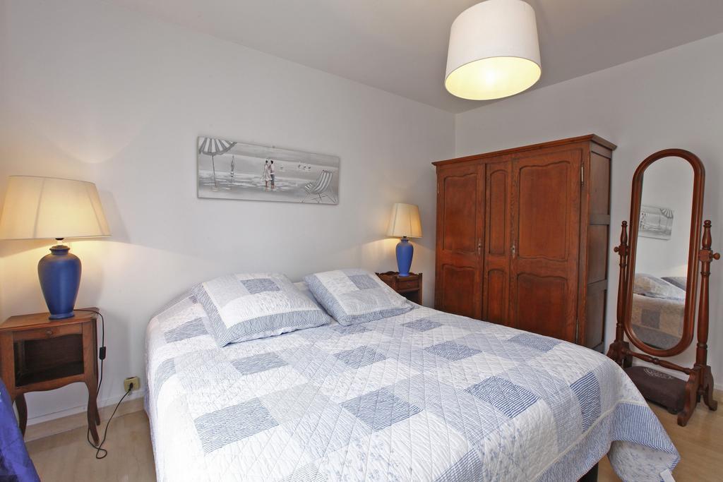 Appartement 6 Personnes Avec Terrasse Le Port Ницца Номер фото